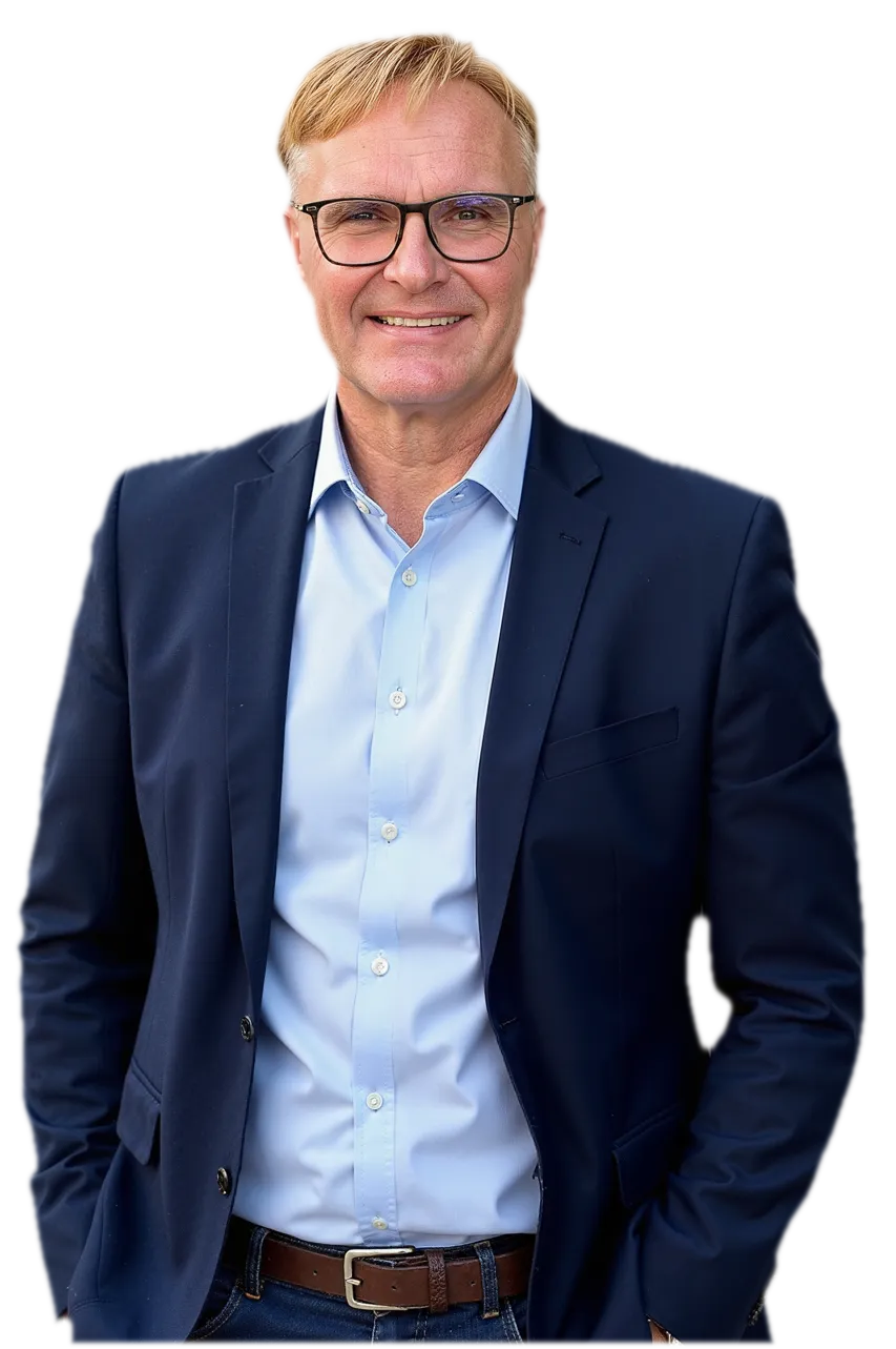 Frank Bosch, Inhaber von Frank Bosch Financial Consulting, vor seinem Büro in Stockach